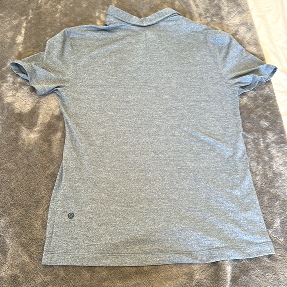 Lululemon Men’s Evolution Polo Heathered Iron Blue | SIZE: S - Picture 3 of 4